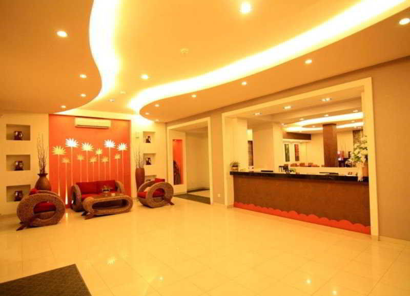แกรนด์ มาลิโอโบโร ยอกยาการ์ตา Hotel ภายนอก รูปภาพ